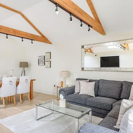 The Cowshed Apartman Farmborough Kültér fotó