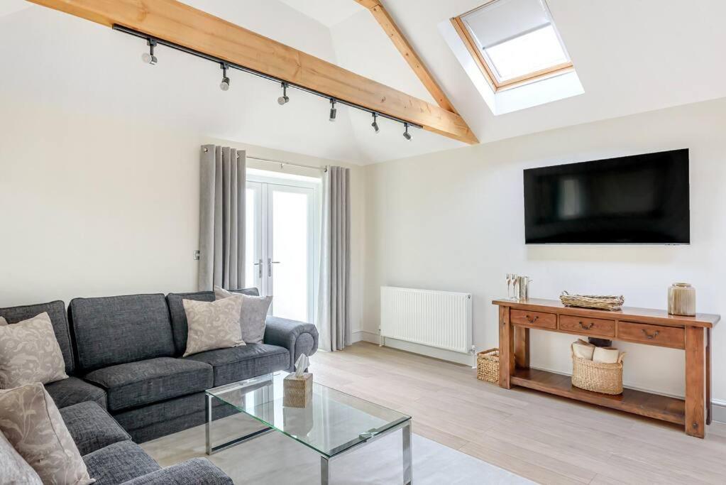 The Cowshed Apartman Farmborough Kültér fotó